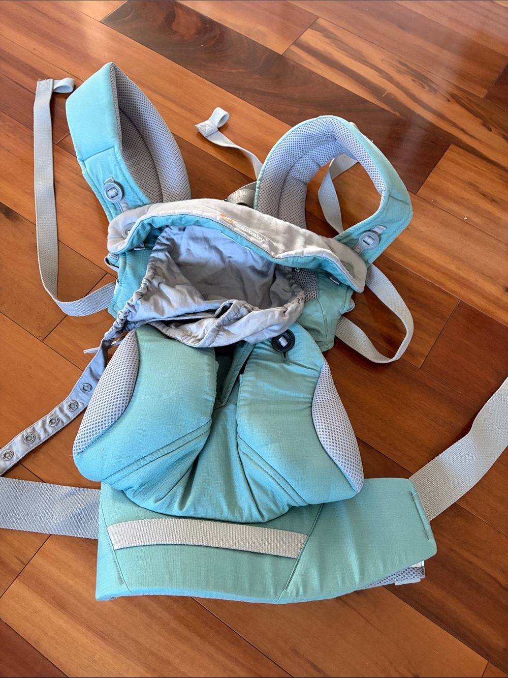 Ergobaby Four Position 360 Cool Air Coolair Icy Mint